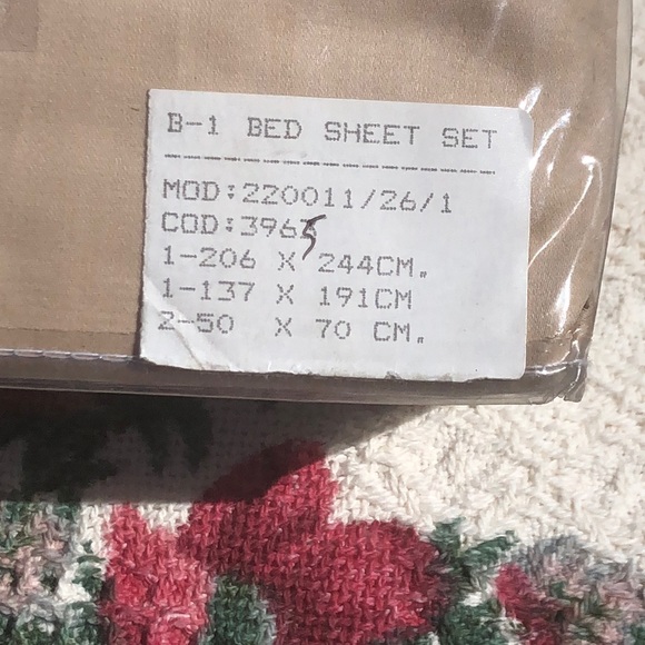 100% Egyptian Cotton Sheets - Picture 2 of 4